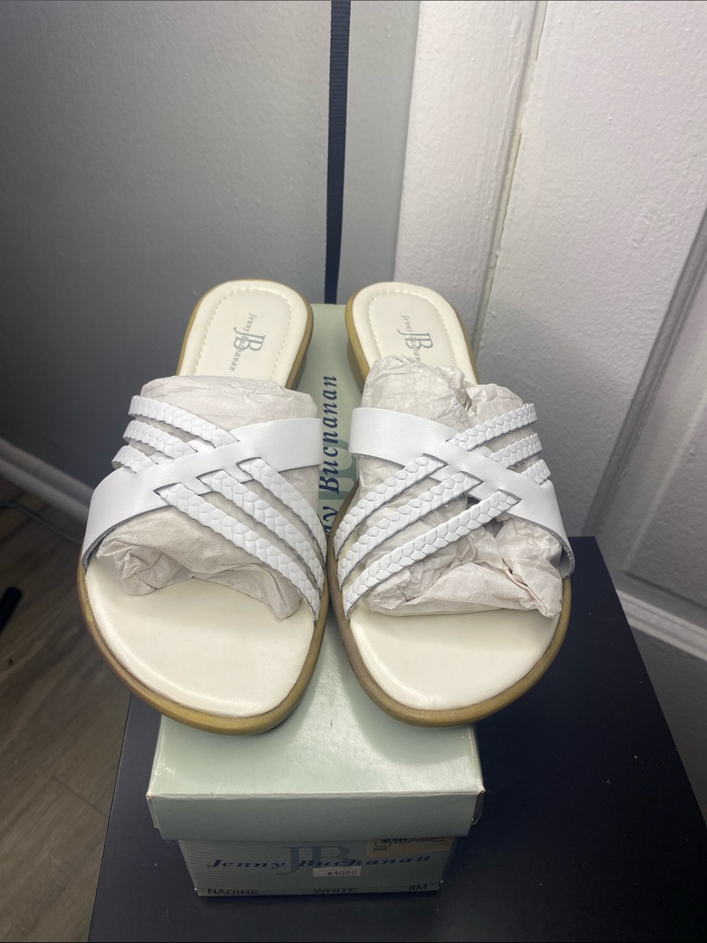 NEW Jenny‎ Buchanan Nadine White Leather Slide Sandals Women's Size 8